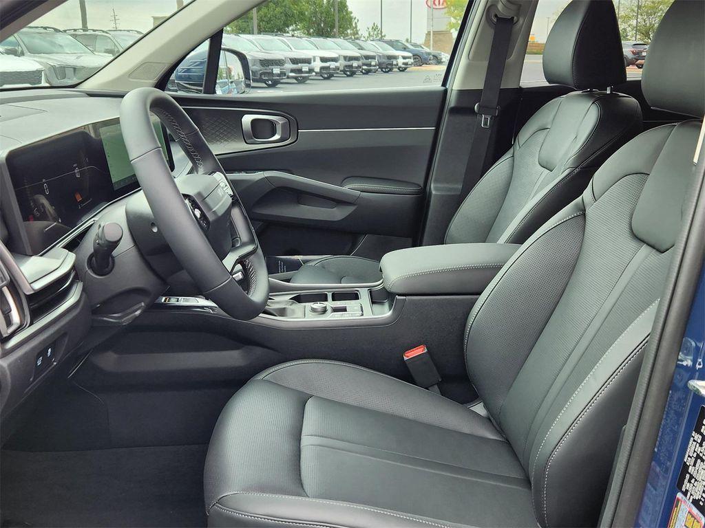 new 2026 Kia Sorento car, priced at $40,895