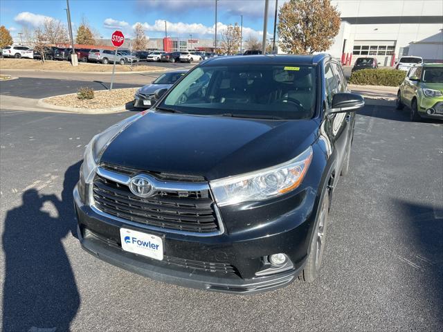 used 2016 Toyota Highlander car, priced at $21,482