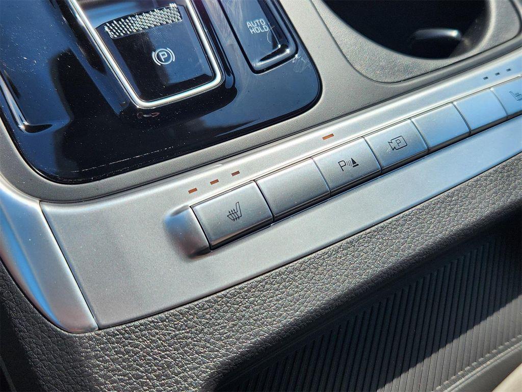 new 2026 Kia Carnival Hybrid car, priced at $45,495