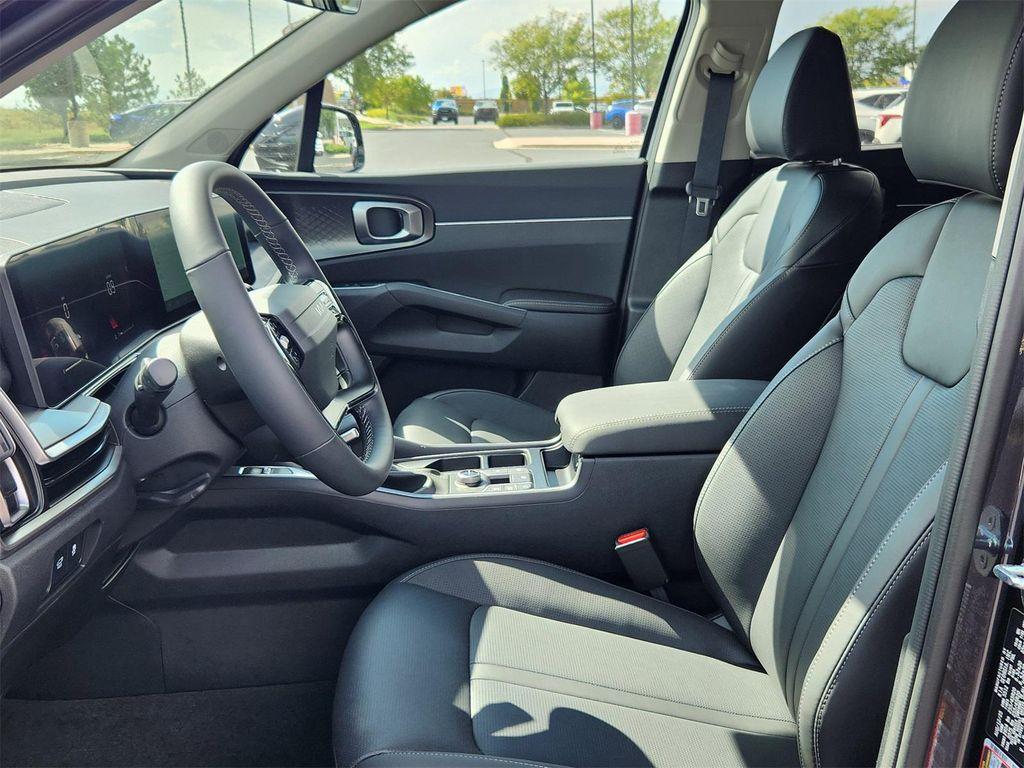 new 2026 Kia Sorento car, priced at $40,226