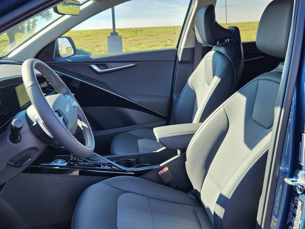 new 2025 Kia Niro car, priced at $31,370