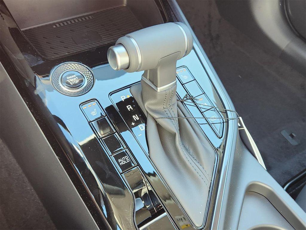 new 2025 Kia Niro car, priced at $31,370