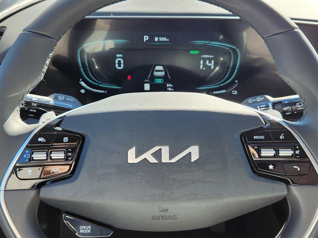 new 2025 Kia Niro car, priced at $31,370
