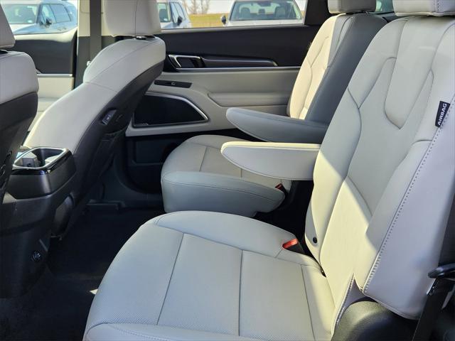 new 2025 Kia Telluride car, priced at $43,380