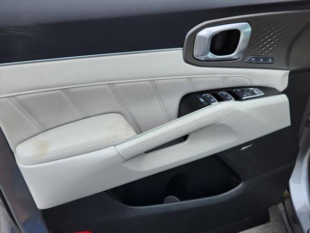 new 2025 Kia Sorento Hybrid car, priced at $43,817