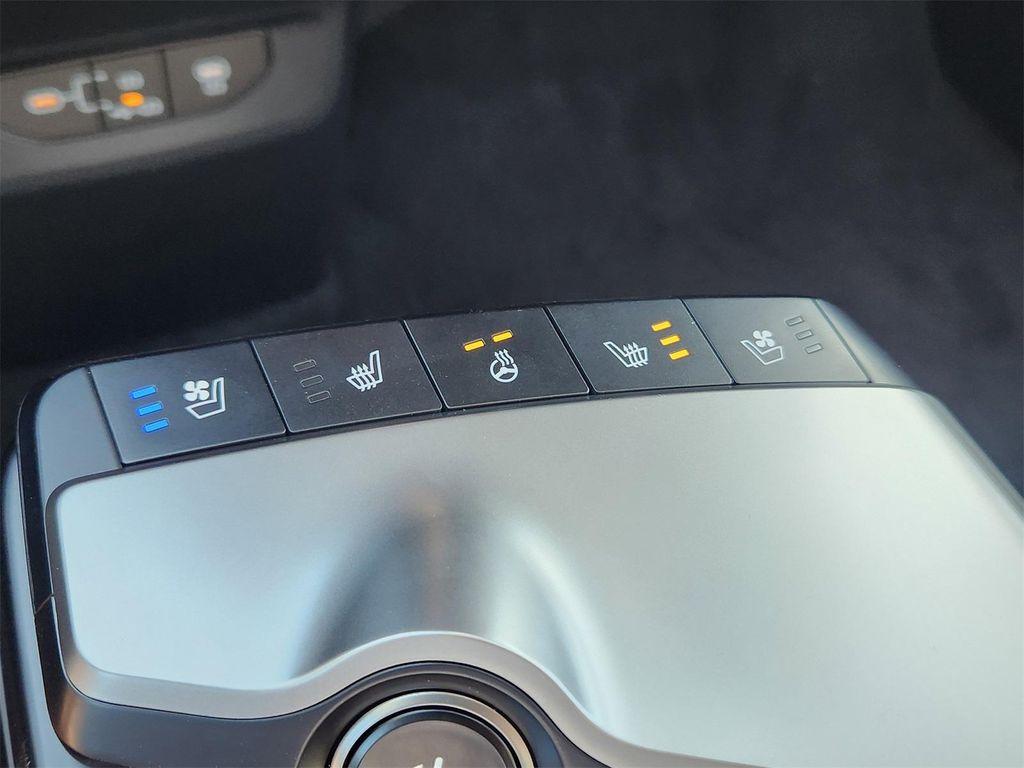 new 2025 Kia EV6 car, priced at $44,815