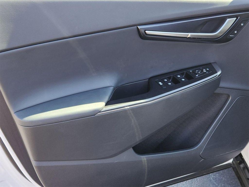 new 2025 Kia EV6 car, priced at $44,815