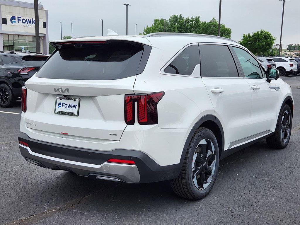 new 2025 Kia Sorento Hybrid car, priced at $42,924