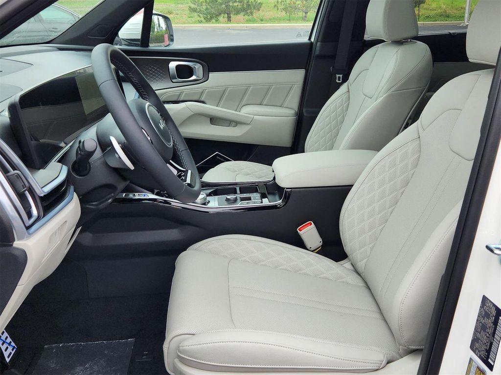 new 2025 Kia Sorento Hybrid car, priced at $42,924