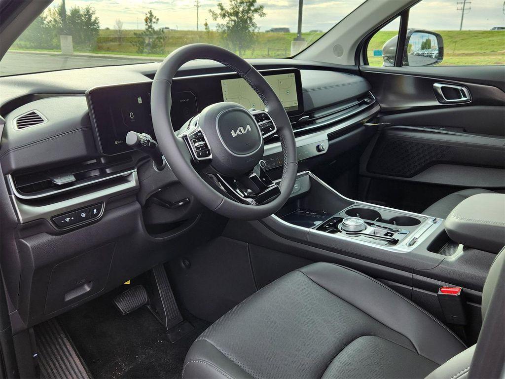 new 2026 Kia Carnival Hybrid car, priced at $51,395