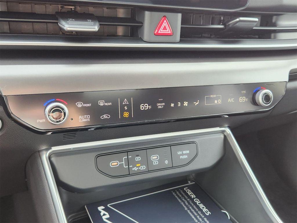 new 2026 Kia Carnival Hybrid car, priced at $51,395