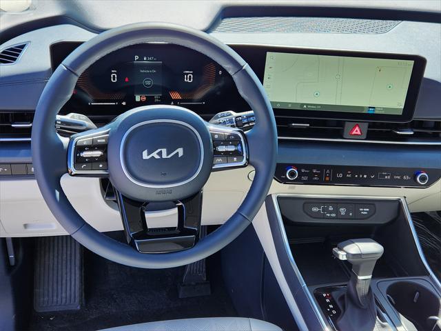 new 2025 Kia Carnival car, priced at $42,263