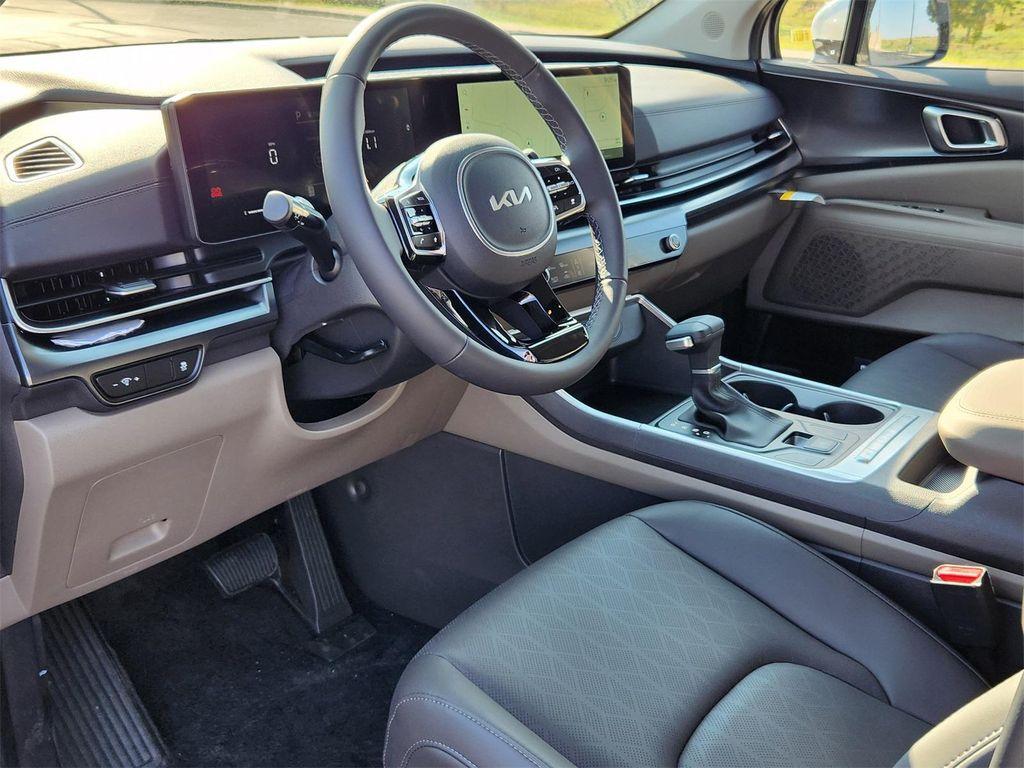 new 2026 Kia Carnival car, priced at $39,643