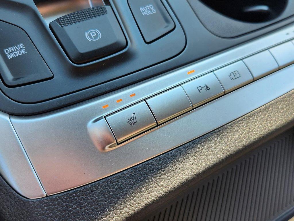 new 2026 Kia Carnival car, priced at $39,643