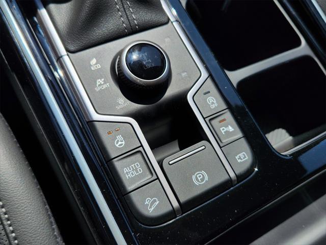 new 2025 Kia Sorento car, priced at $43,886