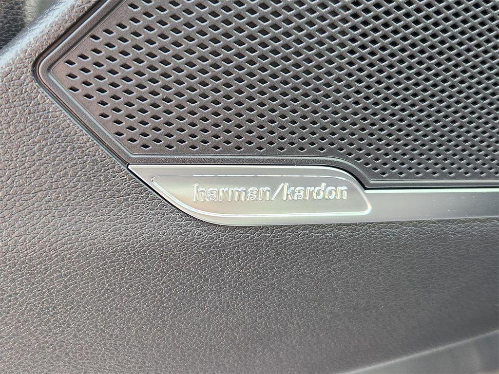 new 2025 Kia Sportage Hybrid car, priced at $35,188