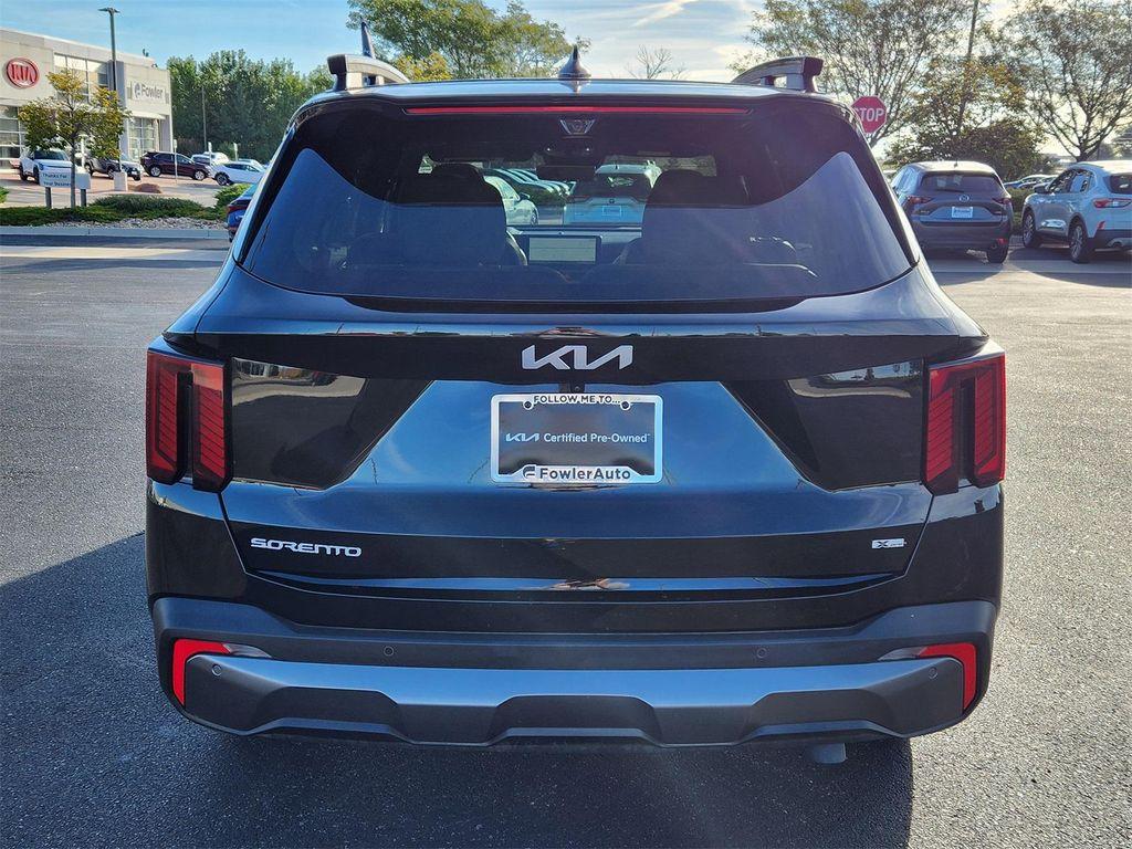 used 2024 Kia Sorento car, priced at $38,866