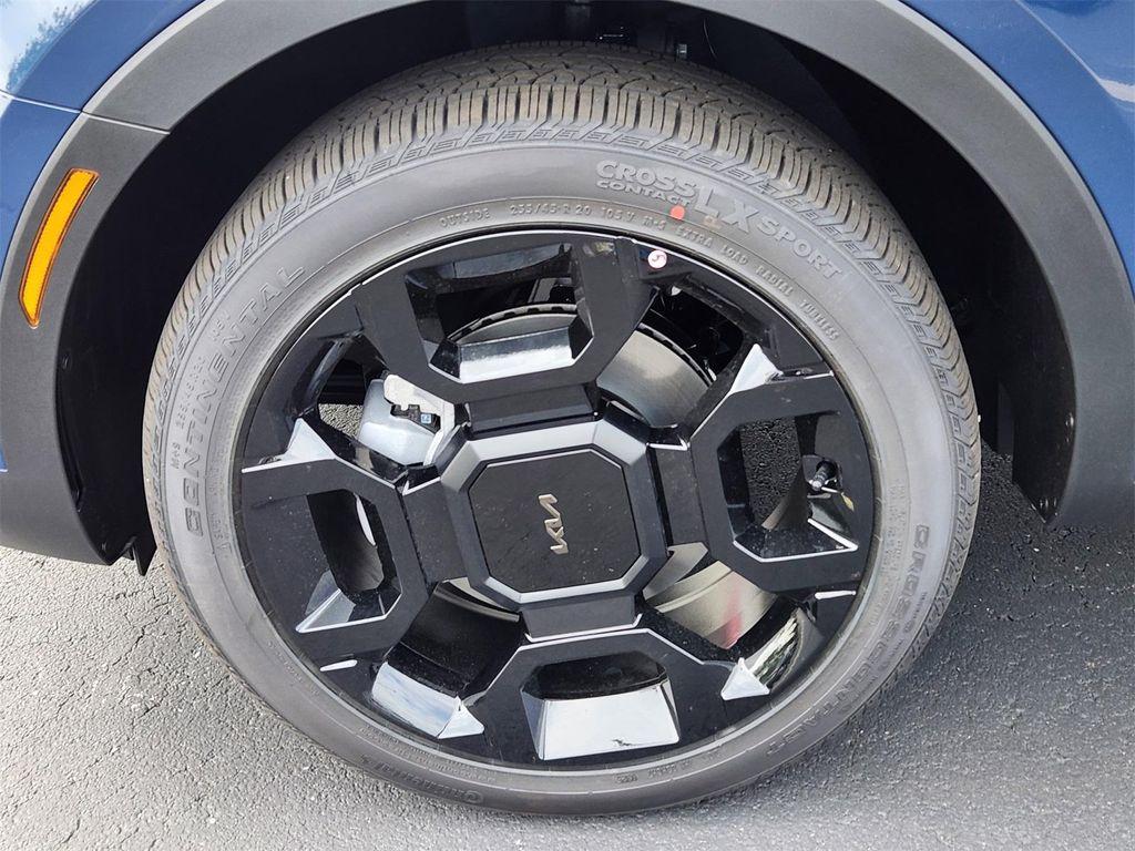 new 2026 Kia Sorento car, priced at $47,302