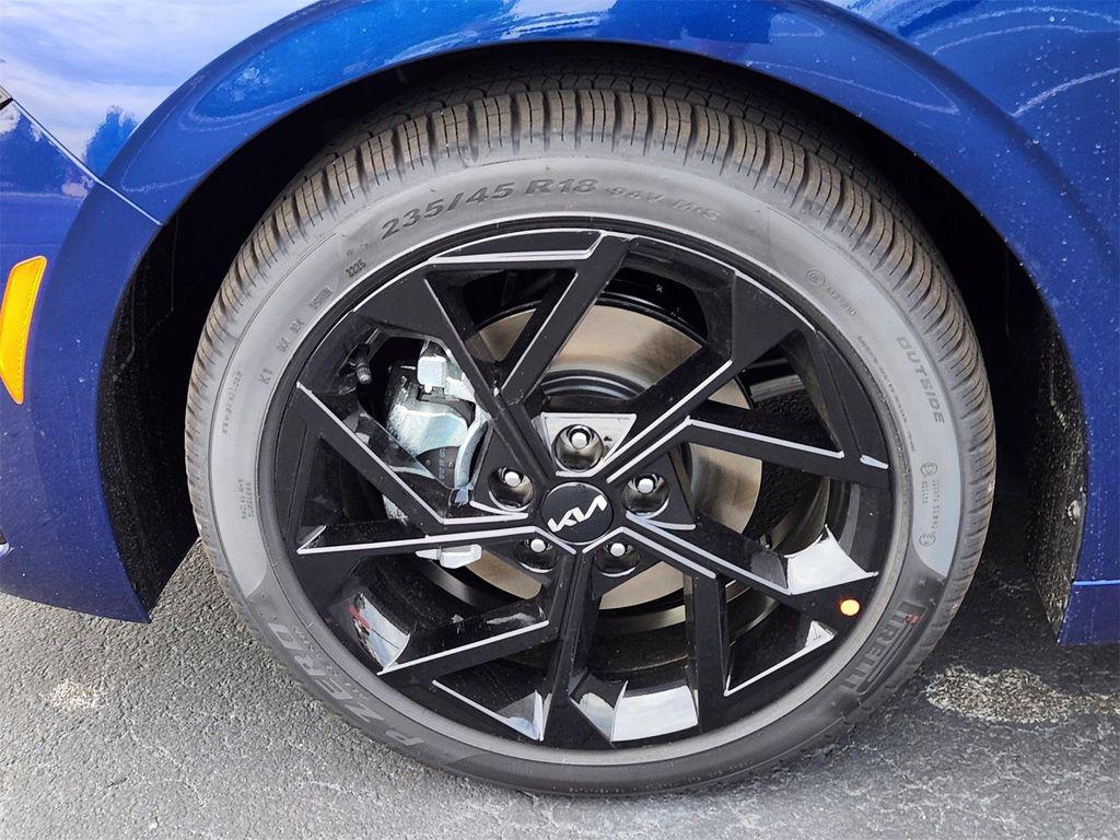 new 2026 Kia K5 car, priced at $33,041