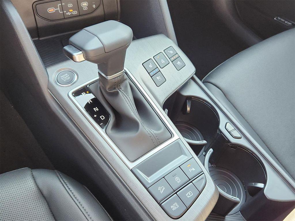 new 2026 Kia Sportage car, priced at $39,268
