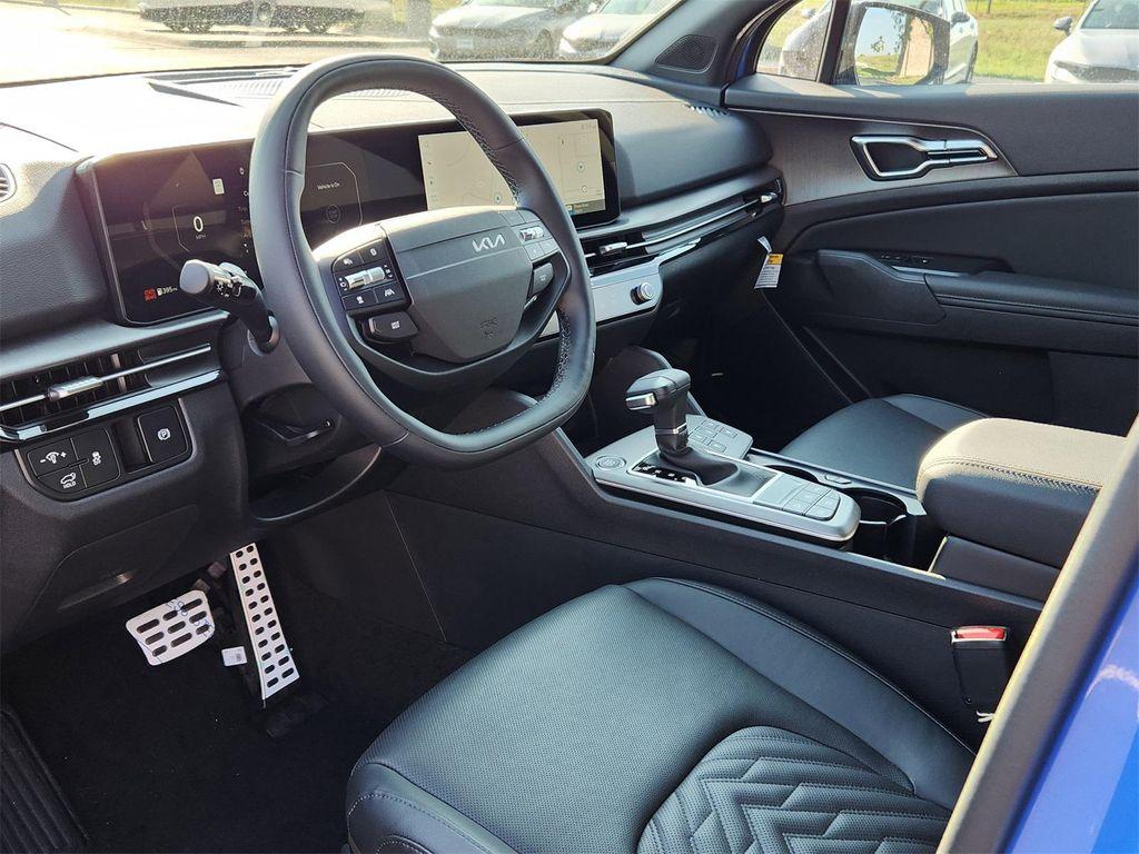 new 2026 Kia Sportage car, priced at $39,268