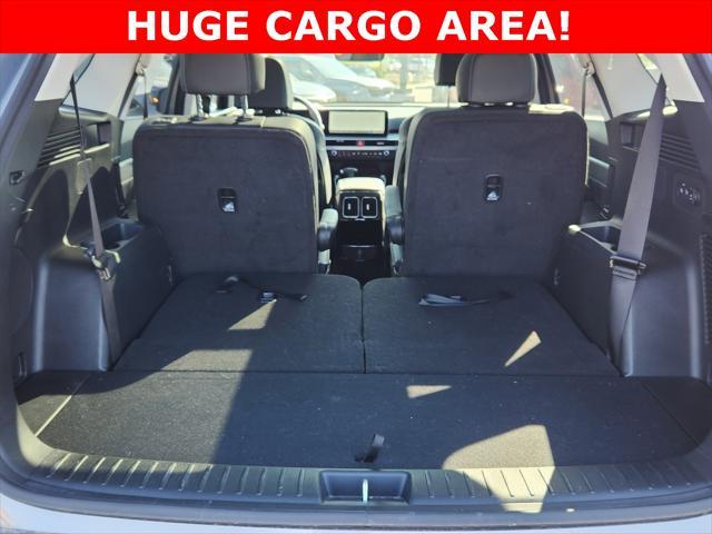 used 2024 Kia Sorento car, priced at $376,819