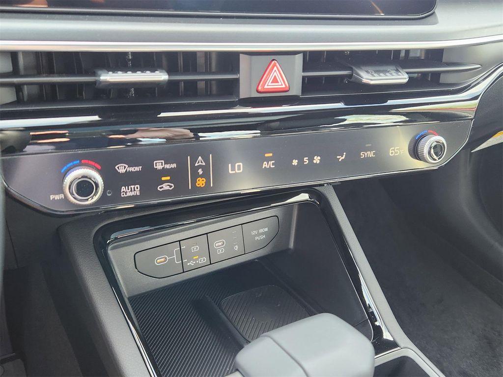 new 2025 Kia K5 car, priced at $31,260