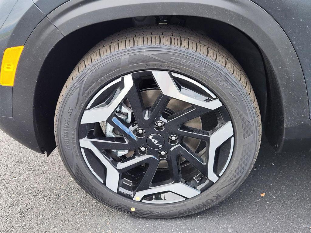 new 2026 Kia Seltos car, priced at $33,021