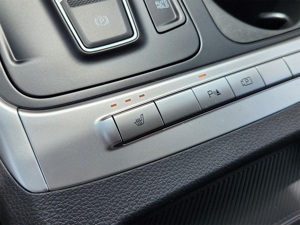 new 2026 Kia Carnival Hybrid car, priced at $42,429