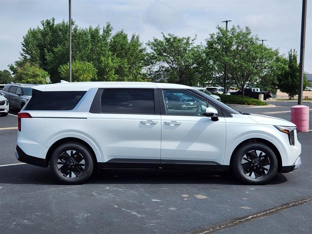 new 2026 Kia Carnival Hybrid car, priced at $42,429