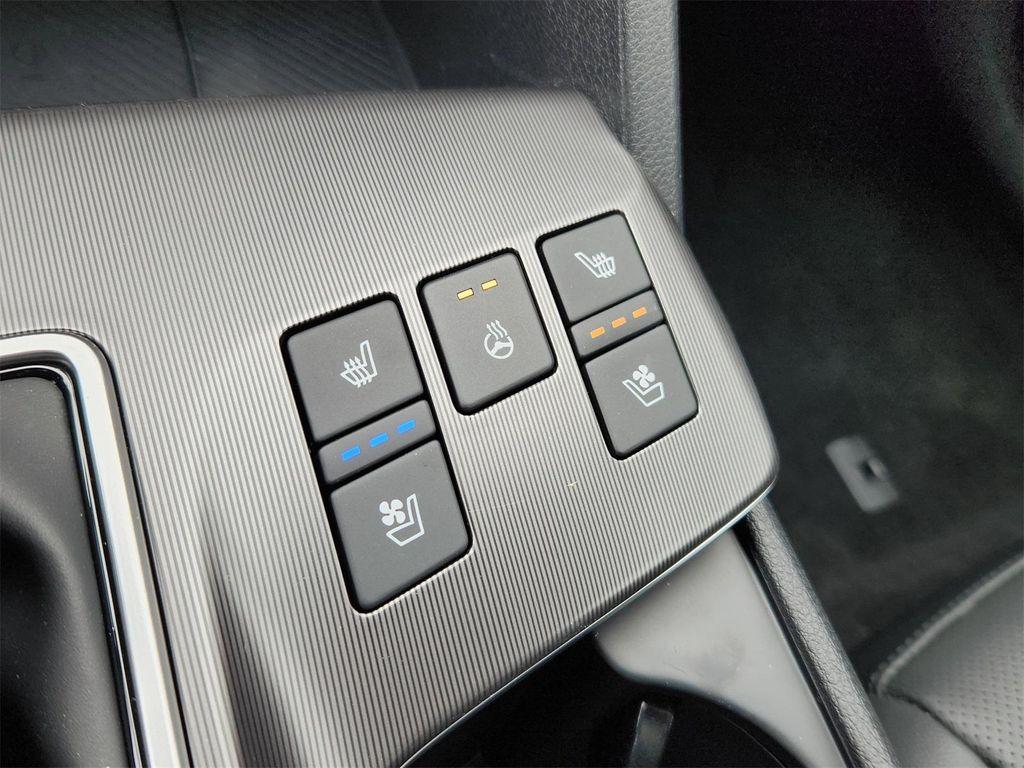 new 2026 Kia Sportage car, priced at $36,077