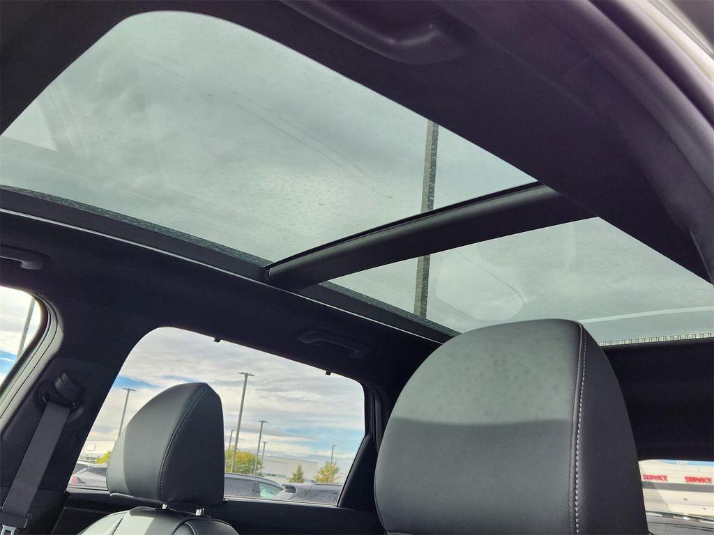 new 2026 Kia Sorento car, priced at $48,476