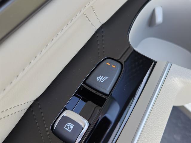 new 2025 Kia Sorento Hybrid car, priced at $48,855