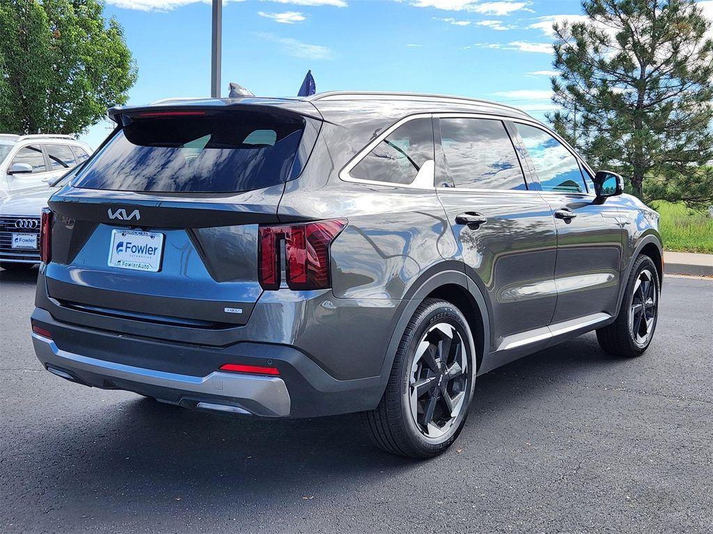 used 2025 Kia Sorento Hybrid car, priced at $35,484