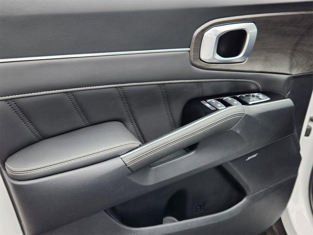 new 2026 Kia Sorento car, priced at $45,688