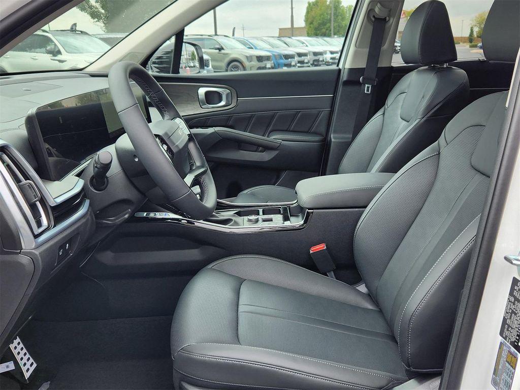 new 2026 Kia Sorento car, priced at $45,688