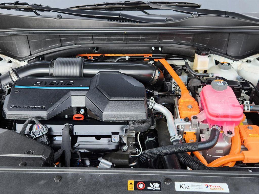 used 2025 Kia Sorento Hybrid car, priced at $36,057