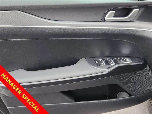 new 2025 Kia K5 car, priced at $25,914