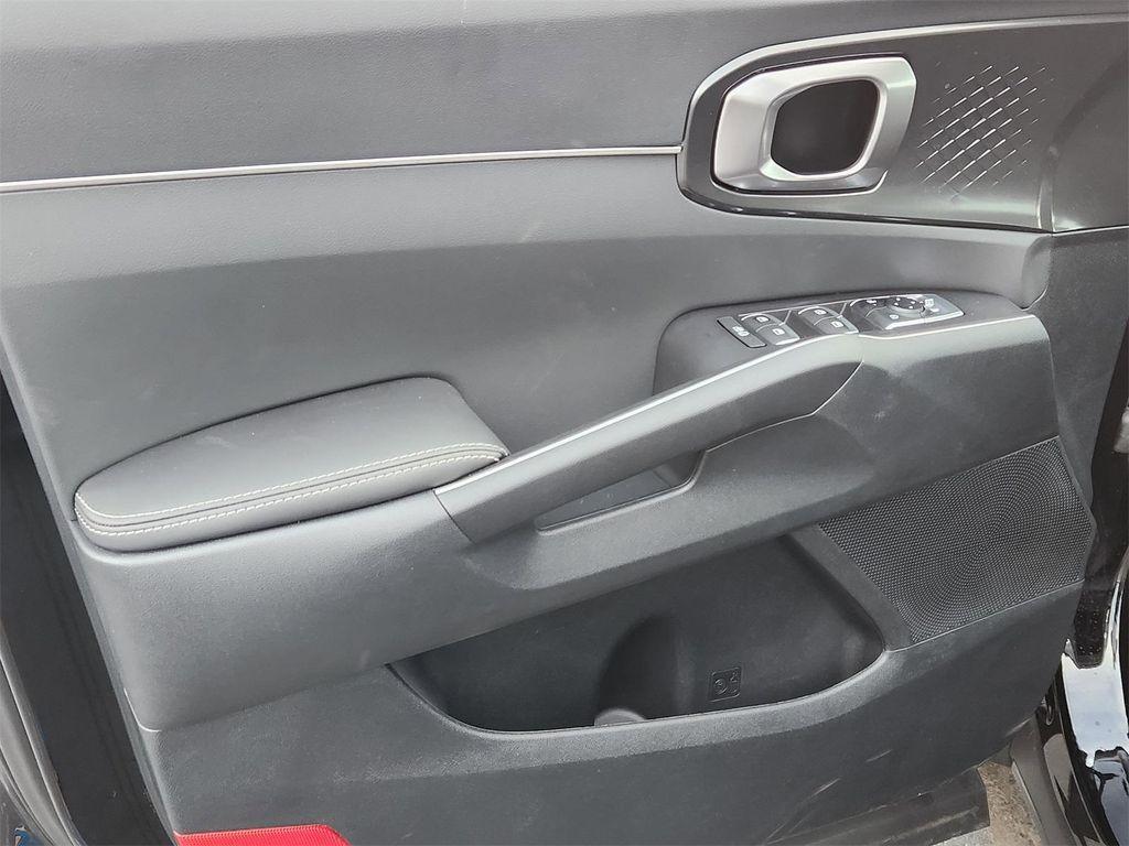 new 2026 Kia Sorento car, priced at $40,832