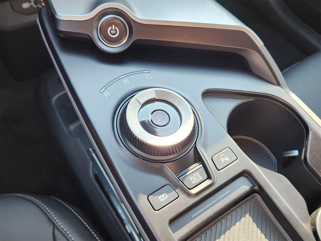 new 2025 Kia EV6 car, priced at $38,932