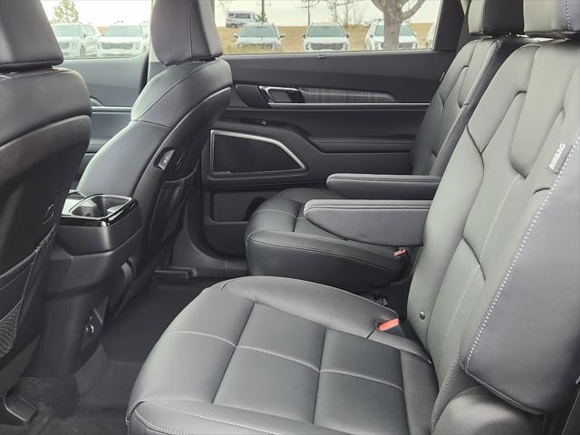 new 2025 Kia Telluride car, priced at $46,428