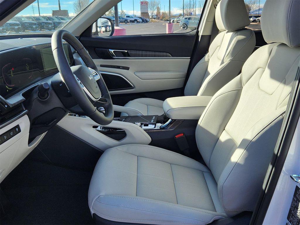new 2025 Kia Telluride car, priced at $45,688