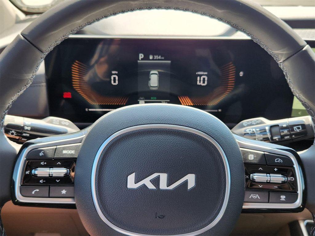 new 2026 Kia Carnival car, priced at $39,782