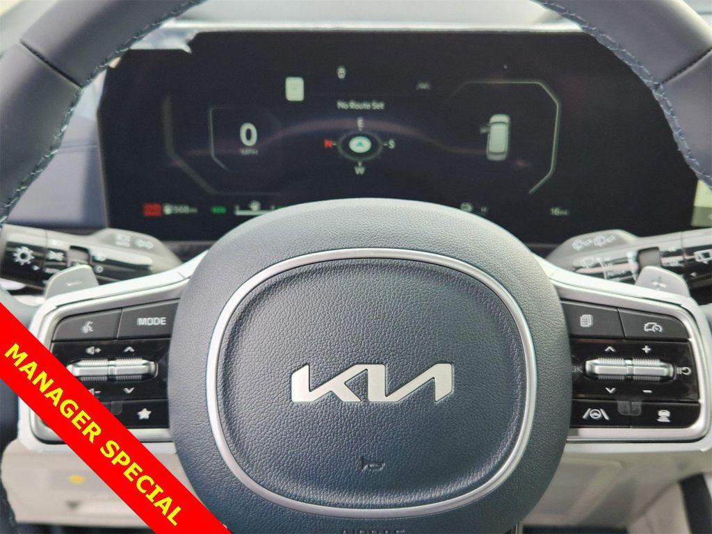 new 2025 Kia Carnival Hybrid car, priced at $46,995