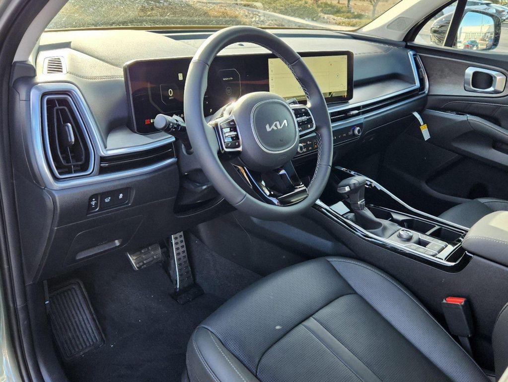 new 2025 Kia Sorento car, priced at $39,073