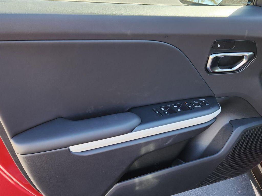 new 2025 Kia K4 car, priced at $27,403