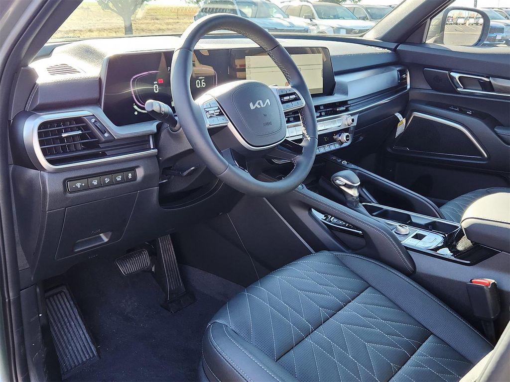 new 2025 Kia Telluride car, priced at $48,605