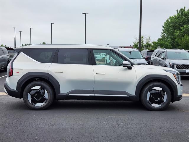 new 2026 Kia EV9 car, priced at $60,790