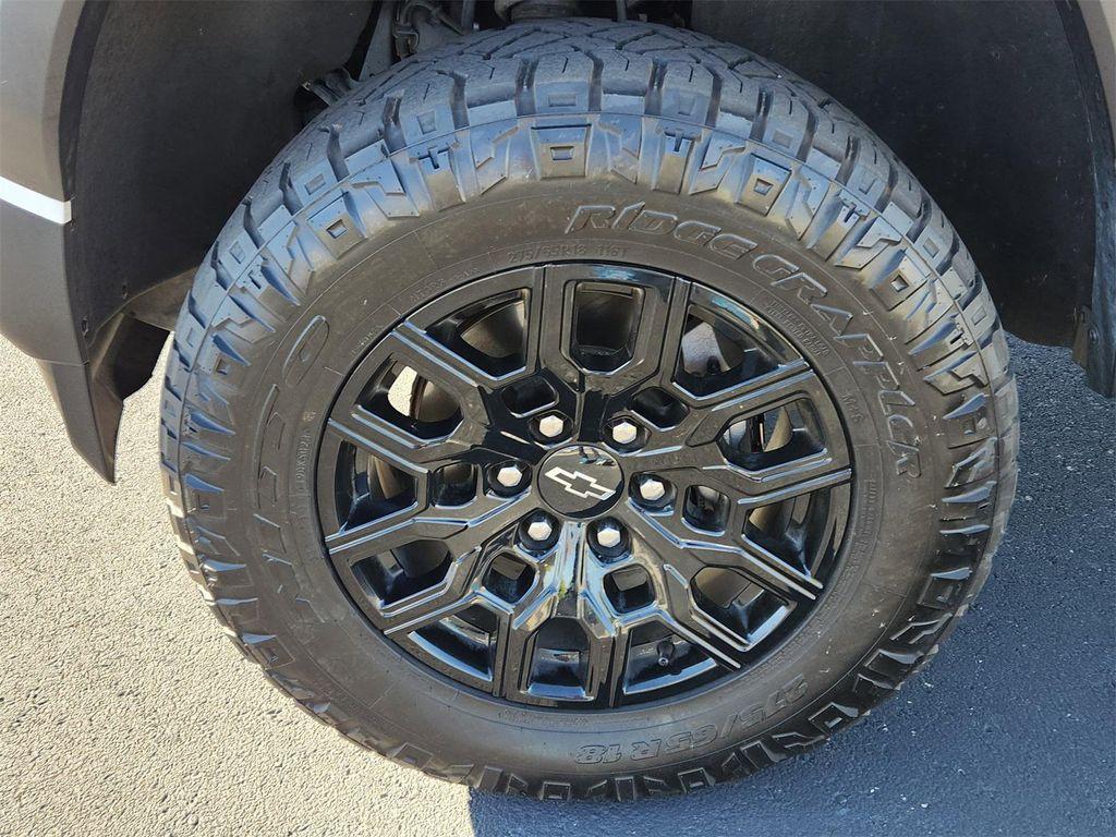 used 2024 Chevrolet Colorado car, priced at $38,607