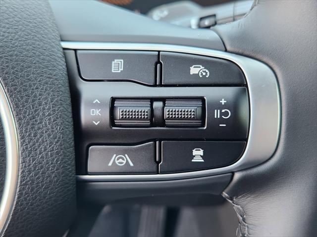 new 2025 Kia K5 car, priced at $31,965